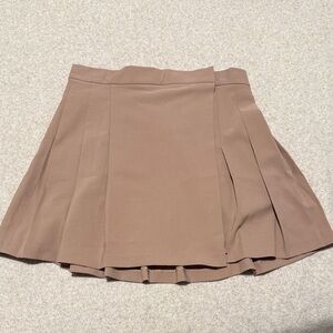 Elegant Tan Women's Skirt
